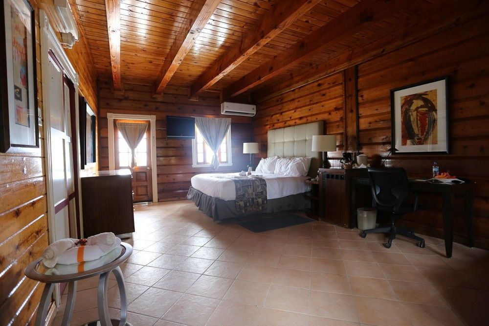 Mangos Jamaica Adults Only Hotel ฟาลมัธ ภายนอก รูปภาพ